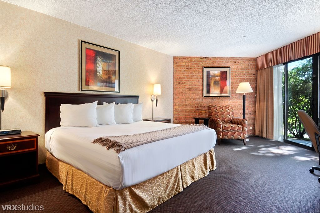 Clock Tower Resort And Conference Center - Rockford Pokoj fotografie